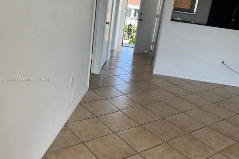 Condominio en venta en Aventura, Florida, 1 dormitorio № 1177700 - foto 18