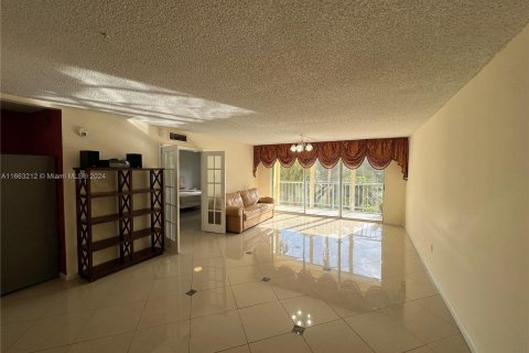 Condo in Sunny Isles Beach, Florida, 1 bedroom  № 1378840 - photo 1