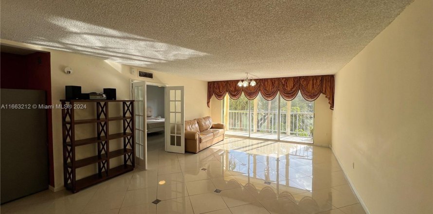 Condo in Sunny Isles Beach, Florida, 1 bedroom  № 1378840