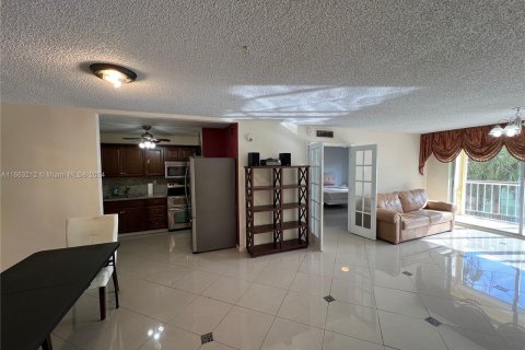 Condo in Sunny Isles Beach, Florida, 1 bedroom  № 1378840 - photo 2