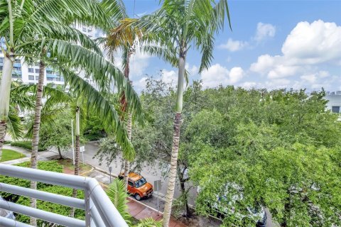 Copropriété à vendre à Miami Beach, Floride: 2 chambres, 91.97 m2 № 1351596 - photo 4