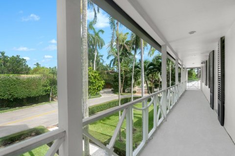 Casa en venta en Miami Beach, Florida, 4 dormitorios, 363.06 m2 № 1351724 - foto 14