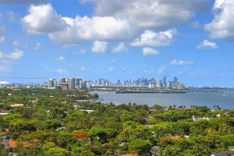 Condominio en venta en Coral Gables, Florida, 3 dormitorios, 294.04 m2 № 972318 - foto 13