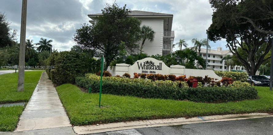 Condo in West Palm Beach, Florida, 2 bedrooms  № 1389808