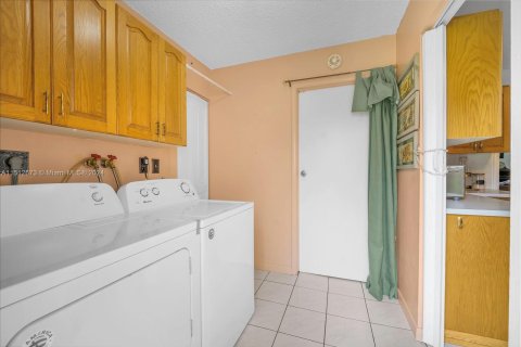 Casa en venta en Homestead, Florida, 4 dormitorios, 218.32 m2 № 1098134 - foto 11