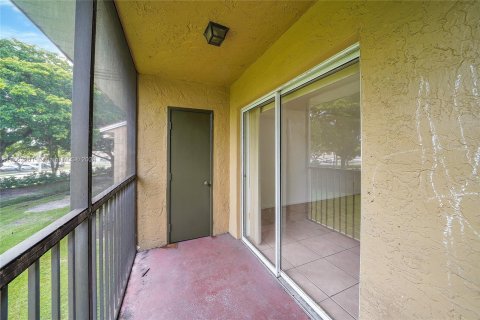 Copropriété à louer à Pembroke Pines, Floride: 2 chambres, 84.91 m2 № 1370438 - photo 22