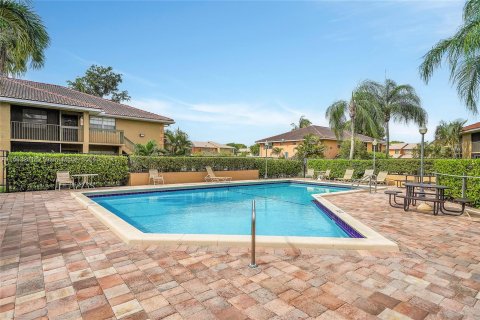 Copropriété à louer à Pembroke Pines, Floride: 2 chambres, 84.91 m2 № 1370438 - photo 24