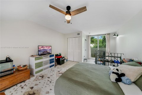 Townhouse in Miami, Florida 3 bedrooms, 101.45 sq.m. № 1391471 - photo 20