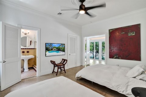 Casa en venta en Miami Shores, Florida, 4 dormitorios, 379.6 m2 № 1209110 - foto 11