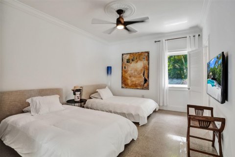 Casa en venta en Miami Shores, Florida, 4 dormitorios, 379.6 m2 № 1209110 - foto 12