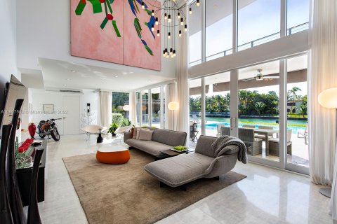 Villa ou maison à vendre à Miami Beach, Floride: 7 chambres, 631.36 m2 № 148833 - photo 5