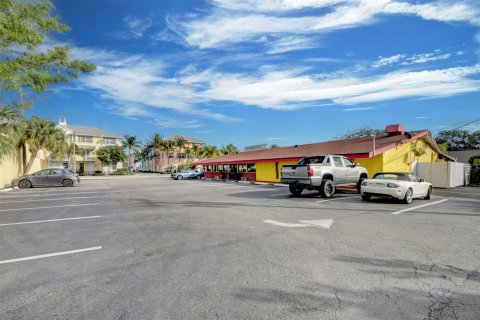 Immobilier commercial à vendre à Lake Worth, Floride № 1121360 - photo 23
