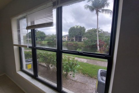Condominio en venta en Sunrise, Florida, 1 dormitorio, 55.28 m2 № 1121317 - foto 1