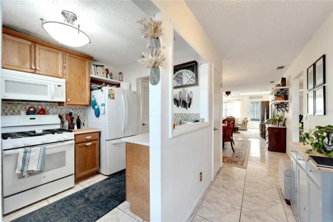 Copropriété à vendre à Saint Petersburg, Floride: 2 chambres, 100.8 m2 № 1379688 - photo 7