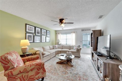 Condominio en venta en Saint Petersburg, Florida, 2 dormitorios, 100.8 m2 № 1379688 - foto 16