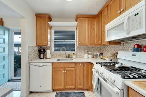 Condominio en venta en Saint Petersburg, Florida, 2 dormitorios, 100.8 m2 № 1379688 - foto 10