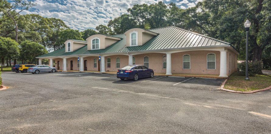 Office in Crestview, Florida 611.2 sq.m. № 560678