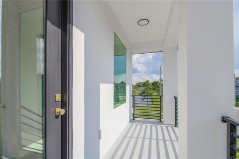 Casa en venta en Tampa, Florida, 3 dormitorios, 180.51 m2 № 1335956 - foto 29