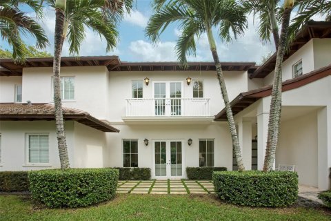 Купить виллу или дом в Майами, Флорида 6 спален, 573.49м2, № 956313 - фото 25