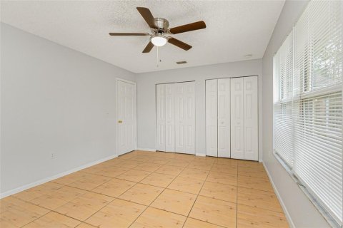 House in Palm Bay, Florida 3 bedrooms, 144.56 sq.m. № 971236 - photo 13