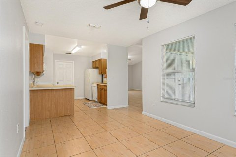 House in Palm Bay, Florida 3 bedrooms, 144.56 sq.m. № 971236 - photo 8