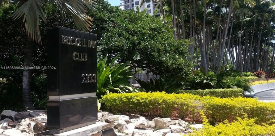 Condominio en Miami, Florida, 2 dormitorios  № 1427539