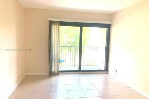Condominio en venta en Coral Springs, Florida, 2 dormitorios, 86.68 m2 № 744010 - foto 16