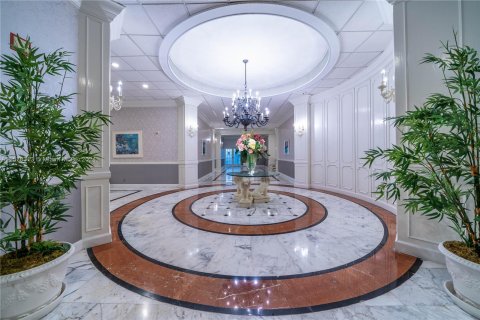 Copropriété à vendre à Hollywood, Floride: 2 chambres, 123.84 m2 № 1150730 - photo 8