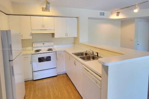 Condominio en venta en Miramar, Florida, 2 dormitorios, 89.74 m2 № 959054 - foto 6