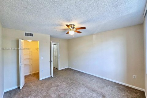 Condominio en venta en Miramar, Florida, 2 dormitorios, 89.74 m2 № 959054 - foto 10