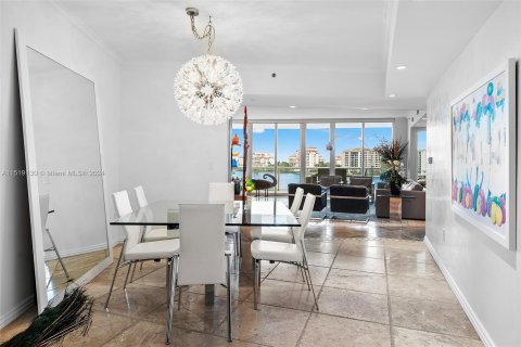 Condominio en venta en Miami Beach, Florida, 3 dormitorios, 203.46 m2 № 962938 - foto 16