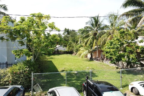 Immobilier commercial à vendre à Miami, Floride № 1381993 - photo 7