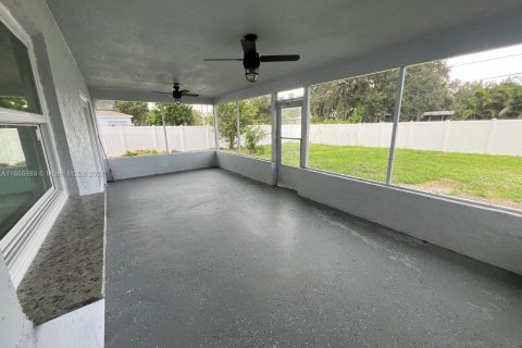 Villa ou maison à vendre à St. Lucie, Floride: 3 chambres, 135.08 m2 № 1381991 - photo 28