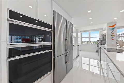 Copropriété à vendre à Hollywood, Floride: 3 chambres, 164.25 m2 № 1372609 - photo 10