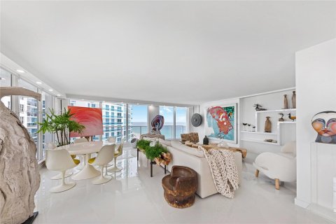 Copropriété à vendre à Hollywood, Floride: 3 chambres, 164.25 m2 № 1372609 - photo 20