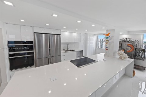 Copropriété à vendre à Hollywood, Floride: 3 chambres, 164.25 m2 № 1372609 - photo 8