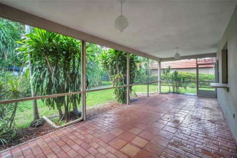 Casa en venta en Hollywood, Florida, 4 dormitorios, 184.32 m2 № 1372582 - foto 20