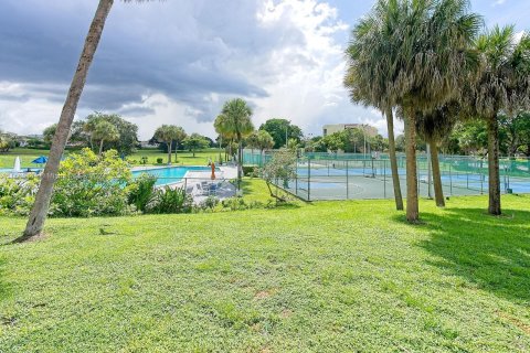 Condo in Lauderhill, Florida, 2 bedrooms  № 1372656 - photo 24