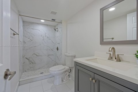 Copropriété à vendre à Lauderhill, Floride: 2 chambres, 106.65 m2 № 1372656 - photo 16