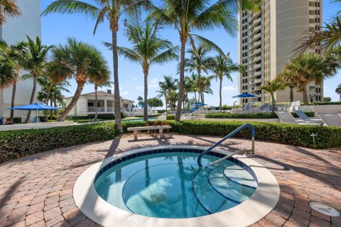 Condominio en venta en Riviera Beach, Florida, 1 dormitorio, 92.9 m2 № 629067 - foto 22