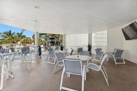 Condominio en venta en Riviera Beach, Florida, 1 dormitorio, 92.9 m2 № 629067 - foto 19