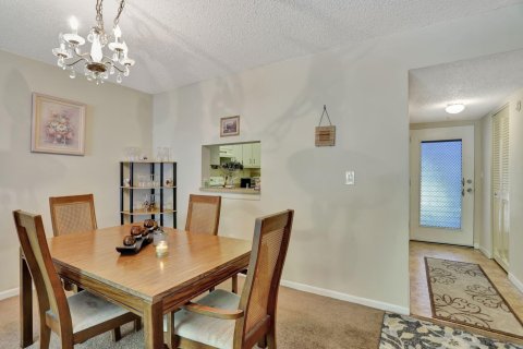 Condo in Lauderdale Lakes, Florida, 2 bedrooms  № 1188539 - photo 28