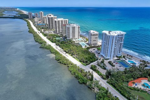 Condominio en venta en Riviera Beach, Florida, 3 dormitorios, 246.84 m2 № 968314 - foto 5