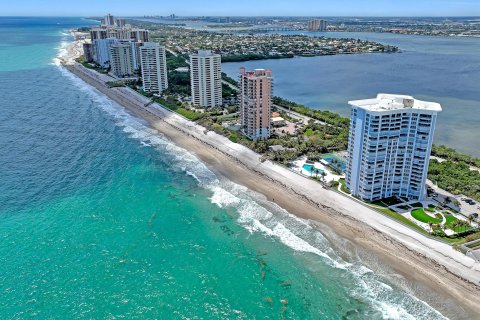 Condominio en venta en Riviera Beach, Florida, 3 dormitorios, 246.84 m2 № 968314 - foto 2