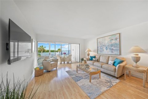 Copropriété à vendre à Longboat Key, Floride: 2 chambres, 92.16 m2 № 1373928 - photo 11