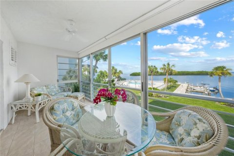 Copropriété à vendre à Longboat Key, Floride: 2 chambres, 92.16 m2 № 1373928 - photo 16