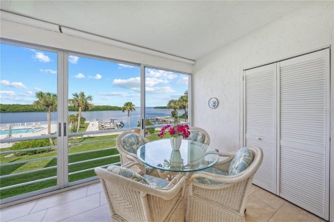 Copropriété à vendre à Longboat Key, Floride: 2 chambres, 92.16 m2 № 1373928 - photo 14