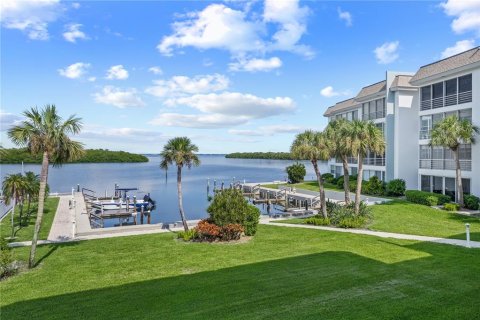 Copropriété à vendre à Longboat Key, Floride: 2 chambres, 92.16 m2 № 1373928 - photo 15