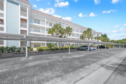 Copropriété à vendre à Longboat Key, Floride: 2 chambres, 92.16 m2 № 1373928 - photo 29