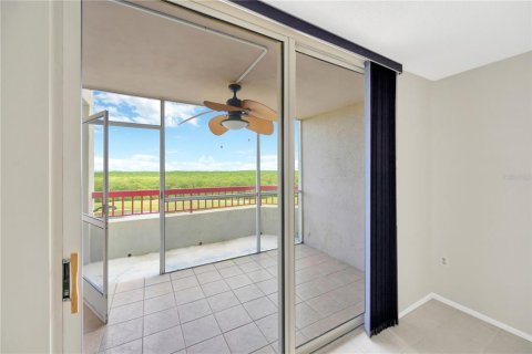 Condominio en venta en Clearwater, Florida, 2 dormitorios, 99.87 m2 № 1373956 - foto 8